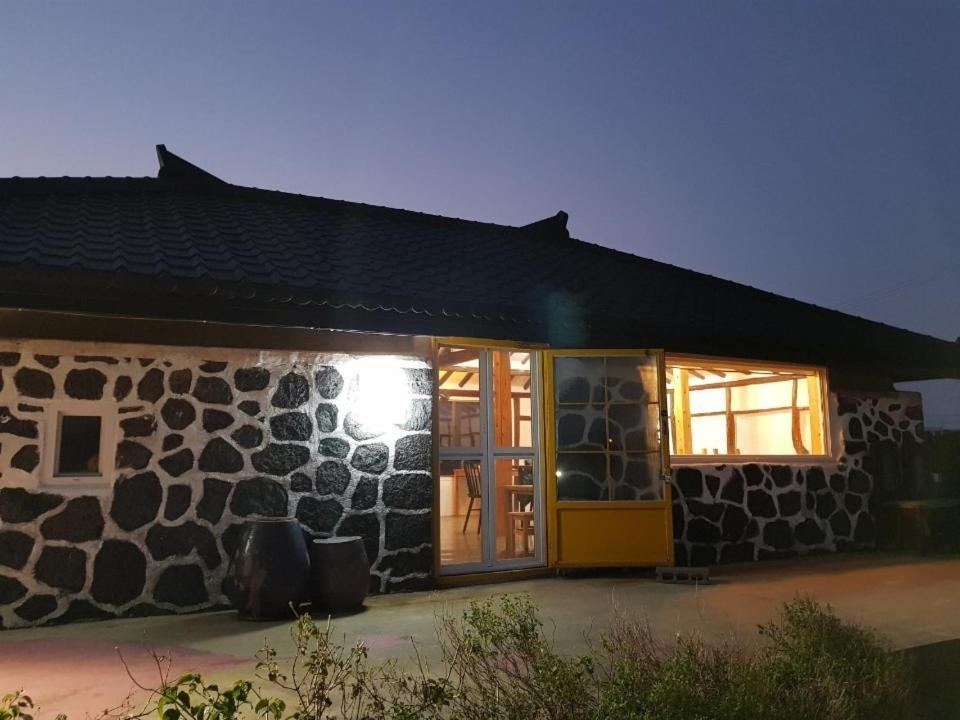 Hadori Mindfulness Villa Jeju Eksteriør bilde